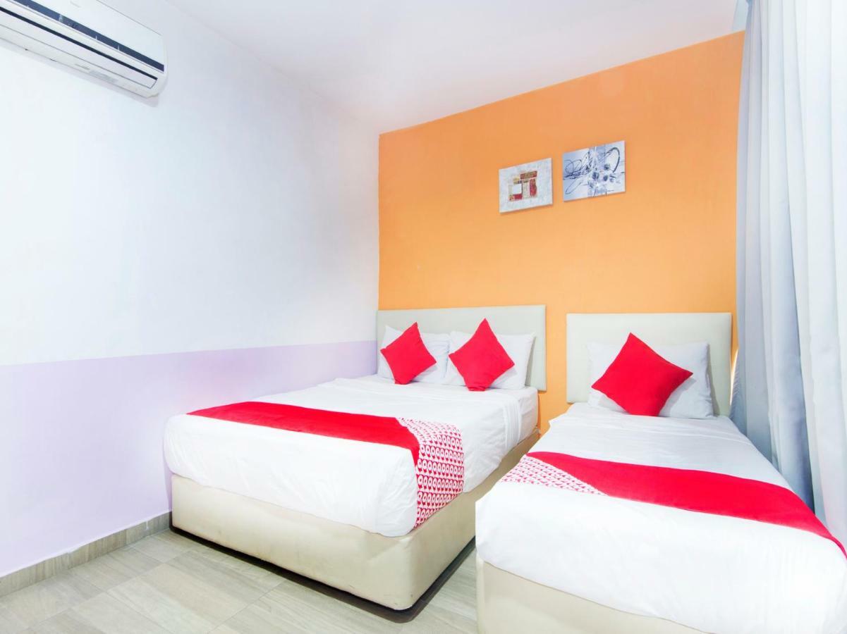 Oyo 419 City Boutique Hotel Bangi Buitenkant foto