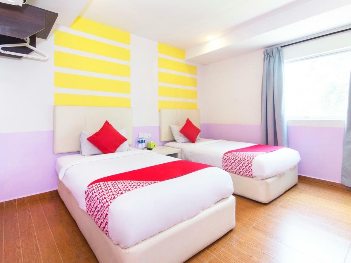 Oyo 419 City Boutique Hotel Bangi Buitenkant foto