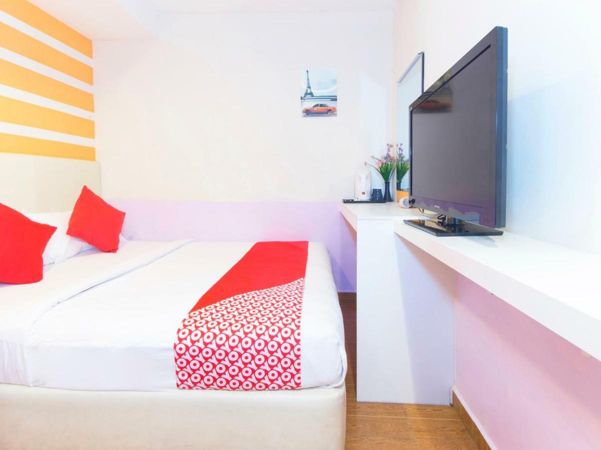 Oyo 419 City Boutique Hotel Bangi Buitenkant foto