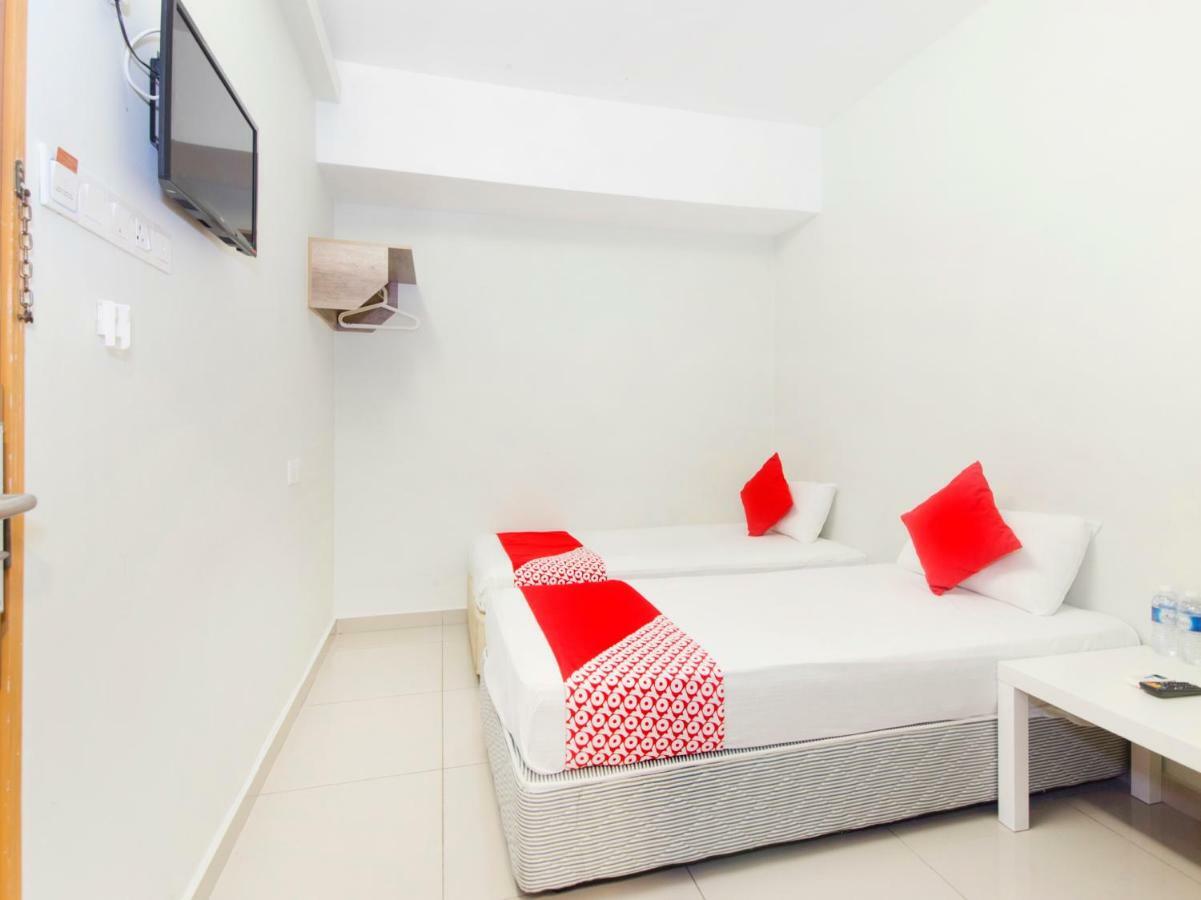 Oyo 419 City Boutique Hotel Bangi Buitenkant foto