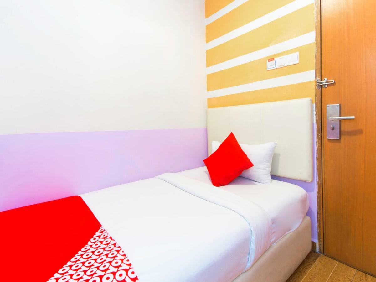 Oyo 419 City Boutique Hotel Bangi Buitenkant foto