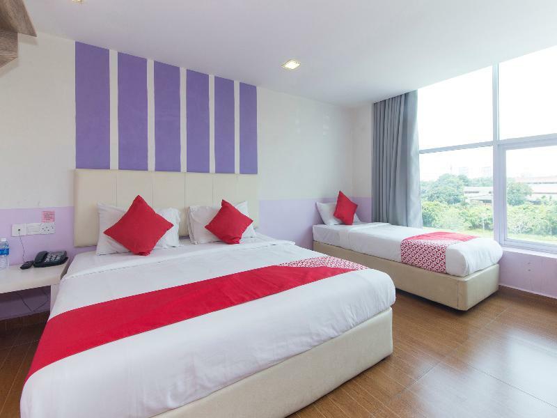 Oyo 419 City Boutique Hotel Bangi Buitenkant foto