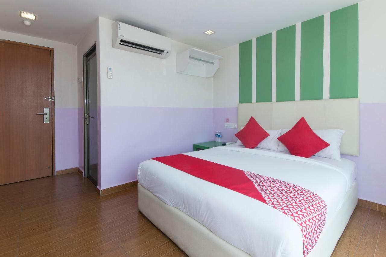 Oyo 419 City Boutique Hotel Bangi Buitenkant foto